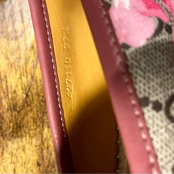 Authentic Gucci espadrille. Size 7 1/2 - Picture 14 of 14